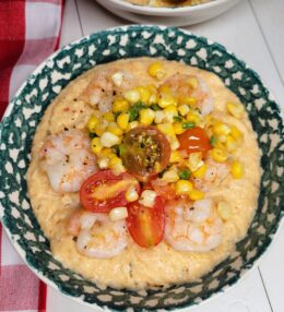 Shrimp and Cajun Cheesy Grits