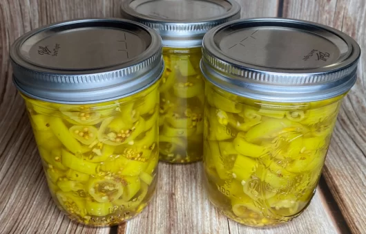 Pickled & Canned Banana Peppers