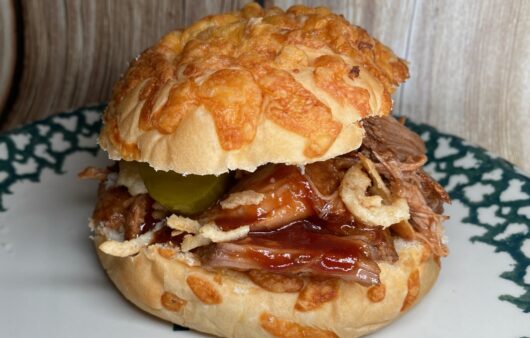 Barbecue Pulled Pork Sandwhich