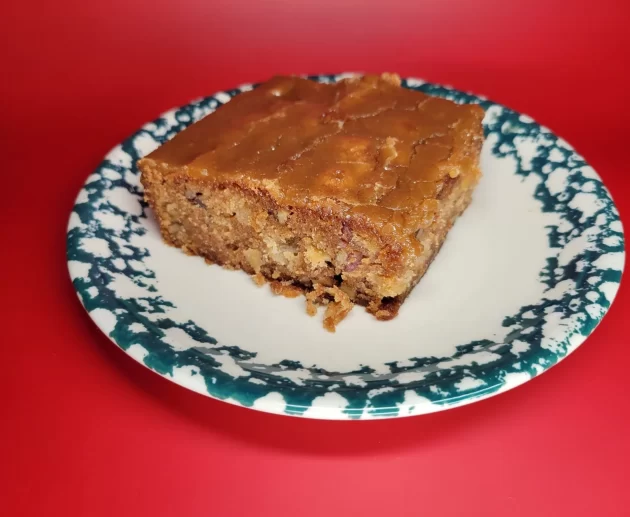 Caramel Apple Pecan Cake