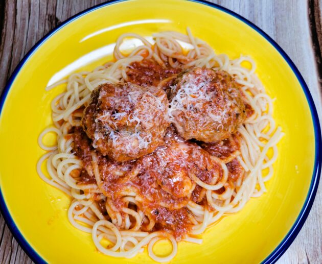 Spaghetti & Meatballs