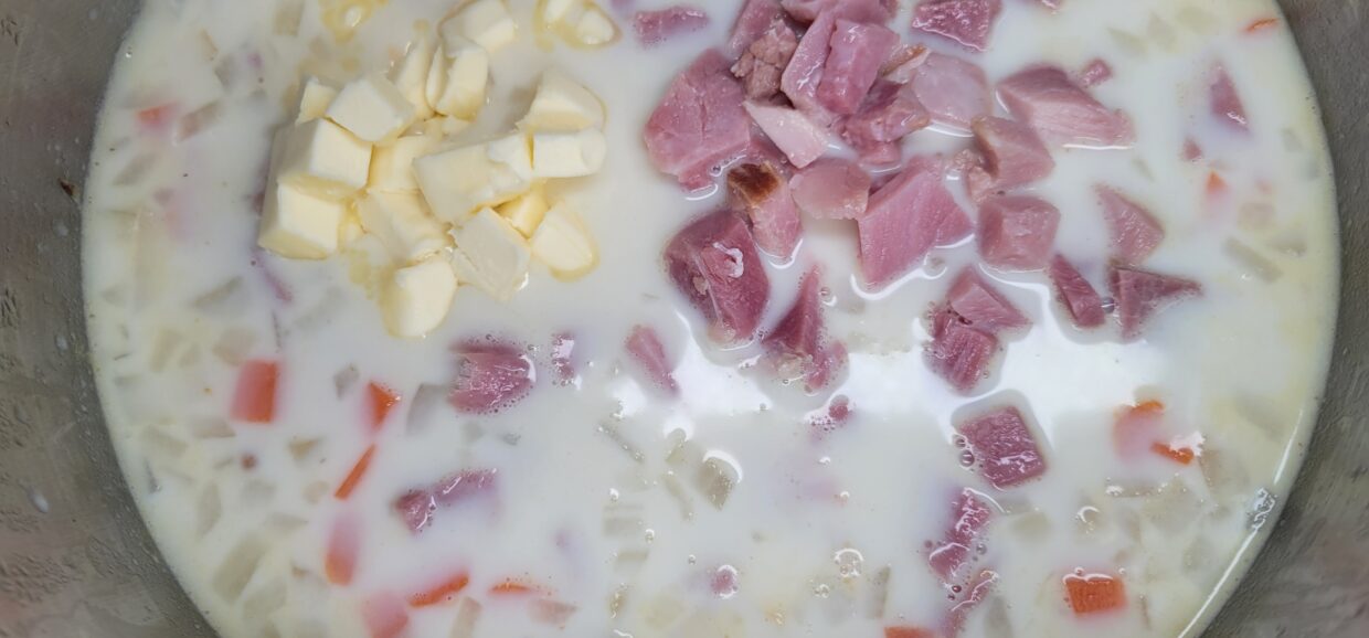 Cheddar Ham & Corn Chowder