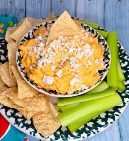 Easy Buffalo Chicken Dip