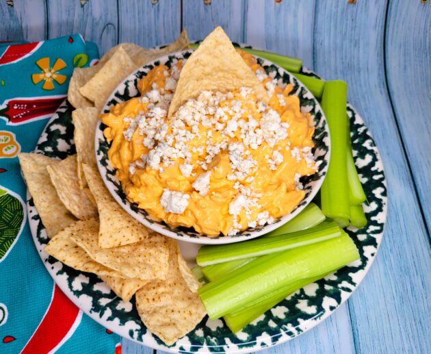 Easy Buffalo Chicken Dip