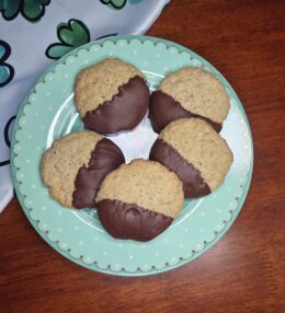 Irish Oat Cookies Dipped in Chocolate