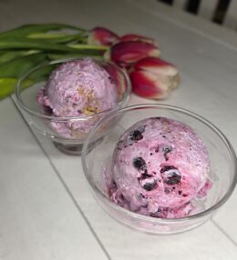 Huckleberry Cheesecake Ice Cream (No-Churn)